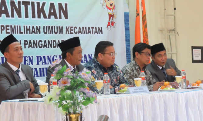 Jaga Kode Etik - Pelantikan Panwascam di Pangandara