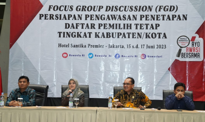Awasi Tahapan Pemutakhiran Data Pemilih Lolly Daftar Pemilih Harus 
