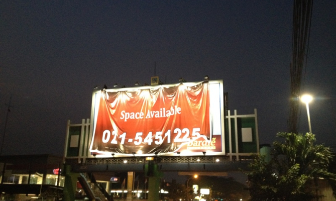billboard ditertibkan oleh Bawaslu RI, Panwaslu Tangsel, Panwascam Serpong berkoordinasi dengan KPU Tangsel dan pemda