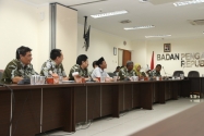 Rombongan Komisi A Dewan Perwakilan Rakyat Daerah (DPRD) Kabupaten Pekalongan, Jawa Tengah melakukan kunjungan kerja ke kantor Bawaslu RI, Selasa, (26/1).